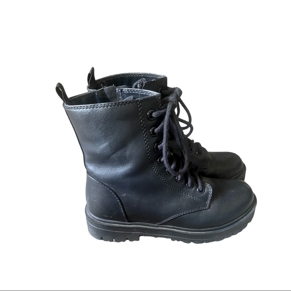 Black Combat boots - Picture 1 of 4